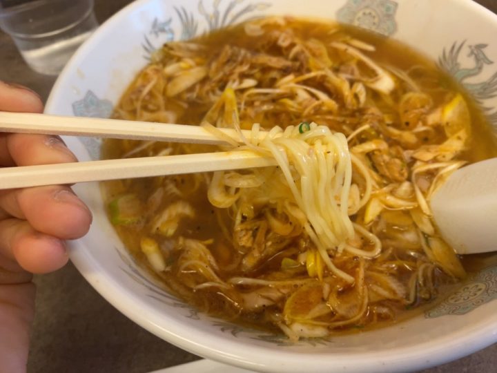 ネギラーメンの麺