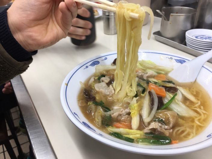 野菜あんかけラーメンの麺